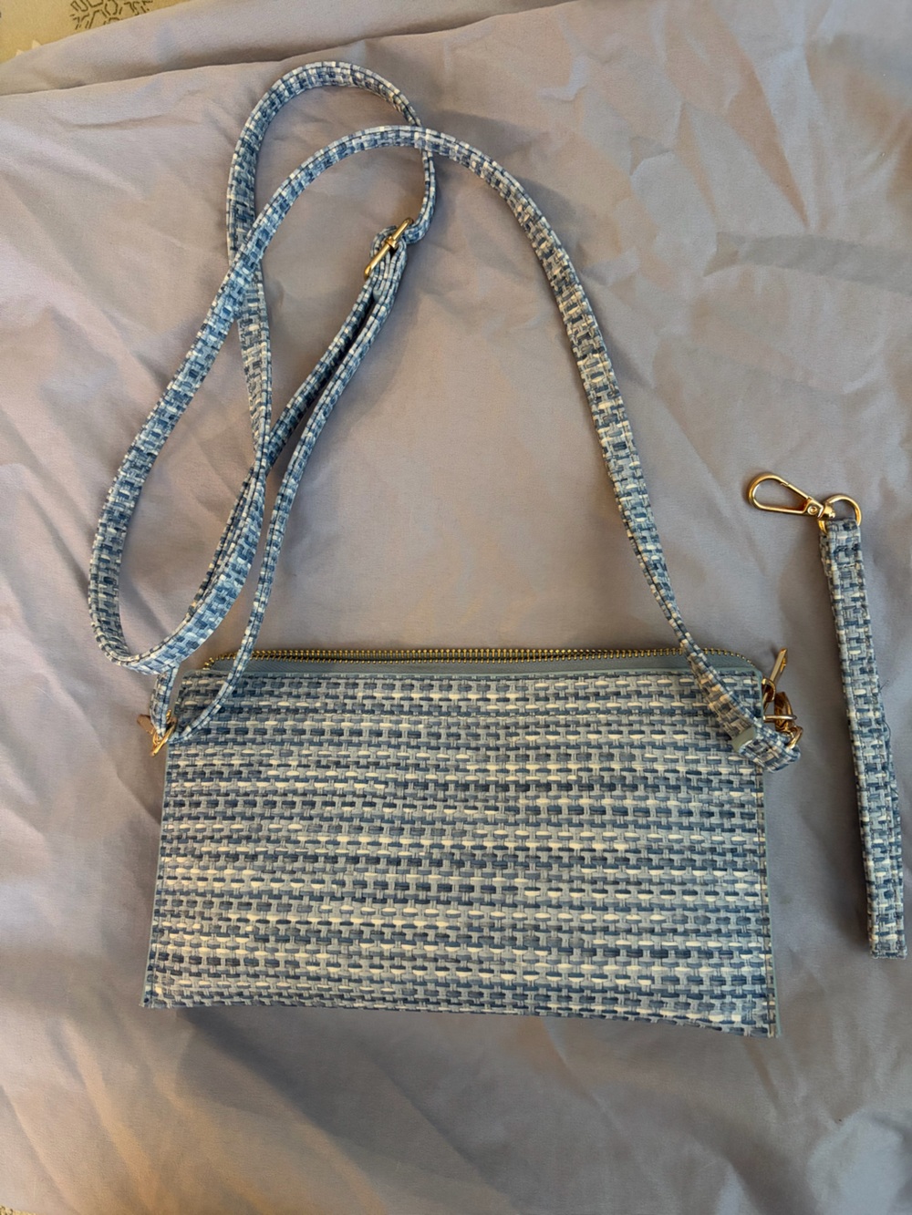 Light Blue Tweed Crossbody Bag with Gold Hardware excellent condition!